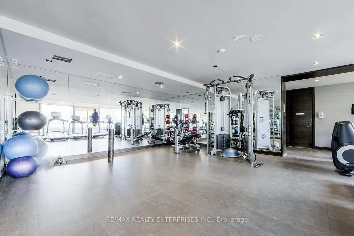 18 Yorkville Avenue, #315