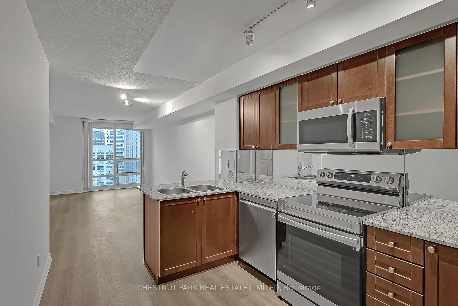 761 Bay Street, #1503