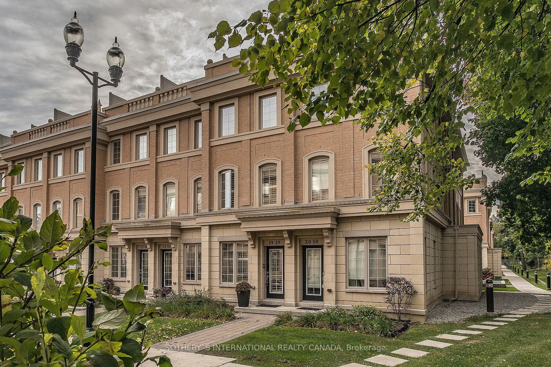50 Hargrave Lane, #19