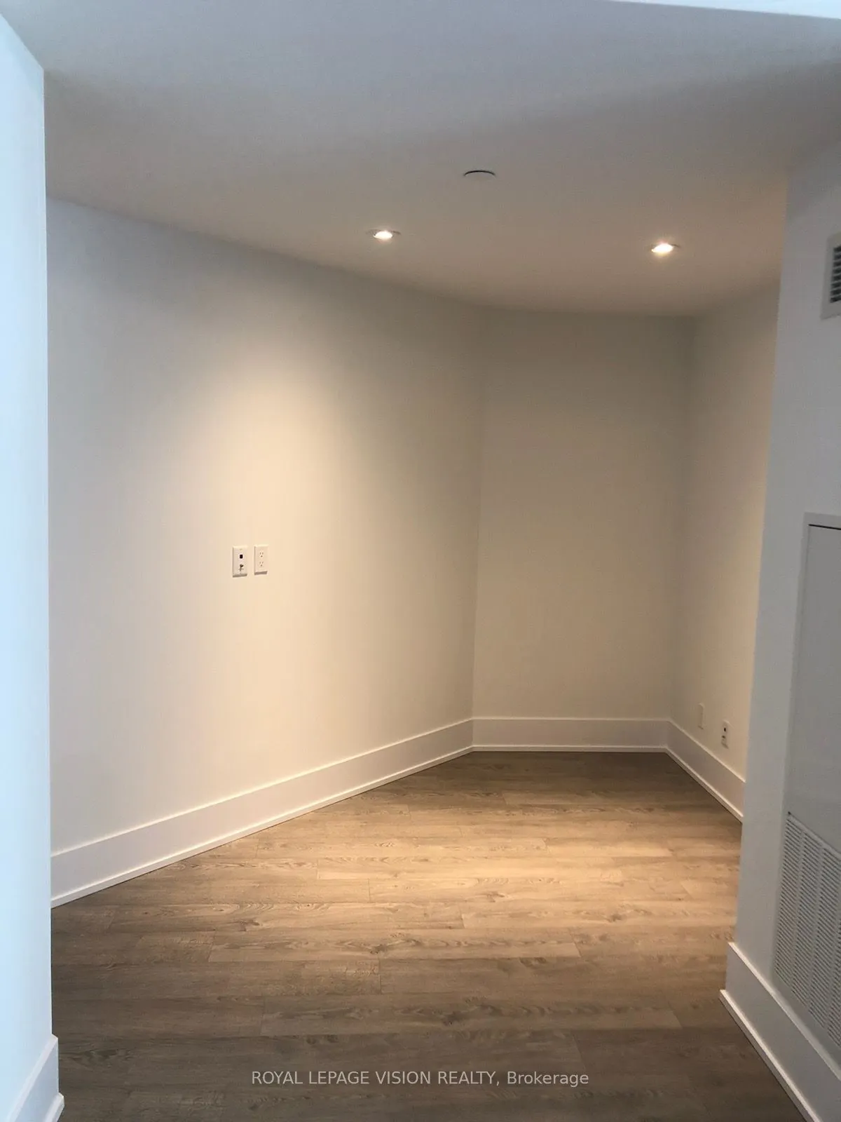 1 Edgewater Drive, #302