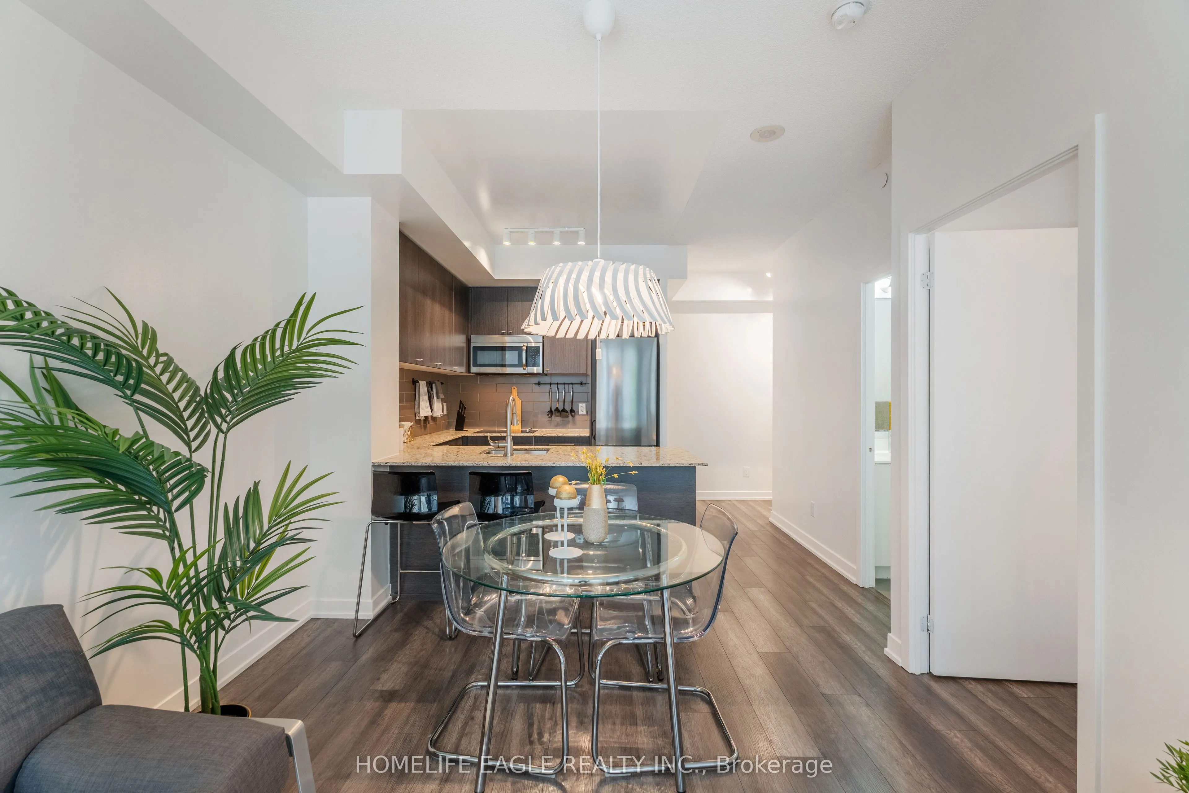 18 Rean Drive, #222