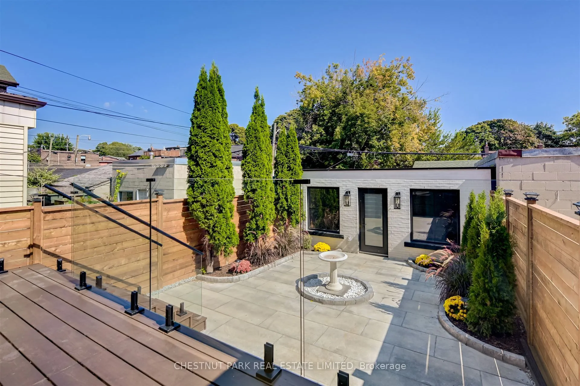 539 Crawford Street