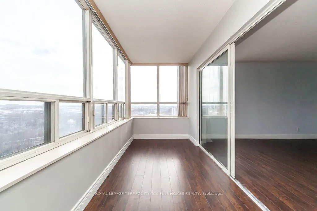 215 Wynford Drive, #1905
