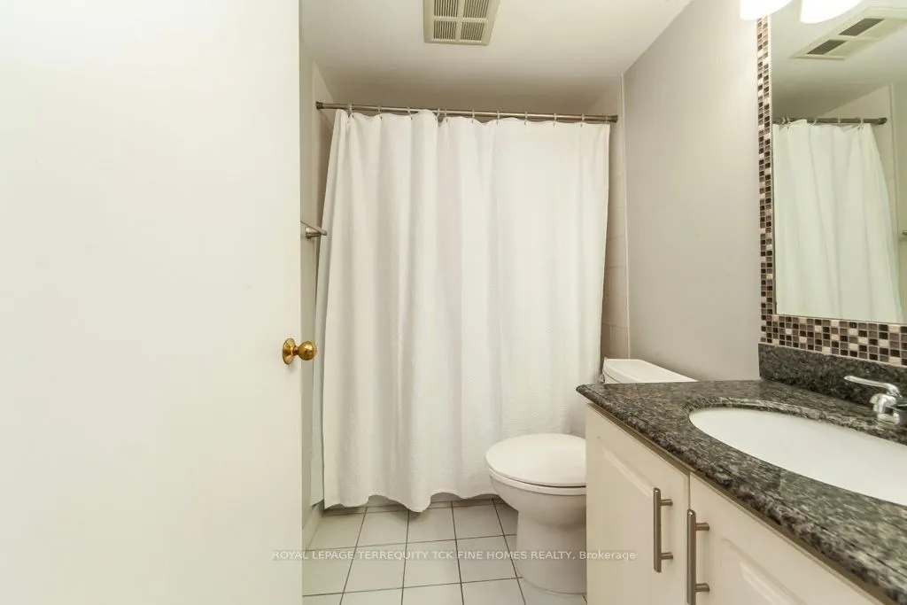 215 Wynford Drive, #1905