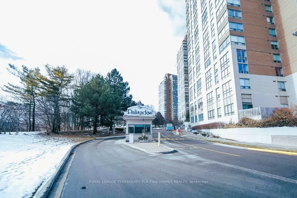 215 Wynford Drive, #1905