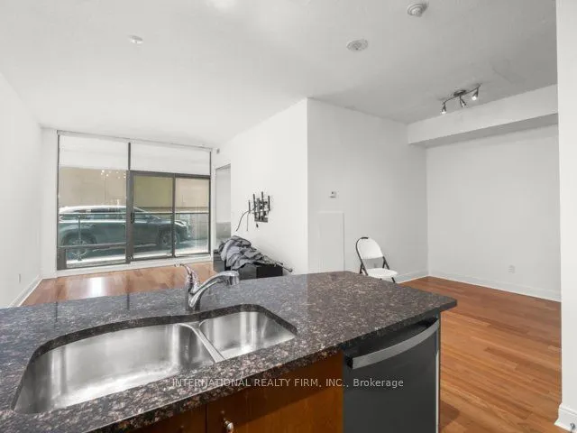 21 Scollard Street, #101