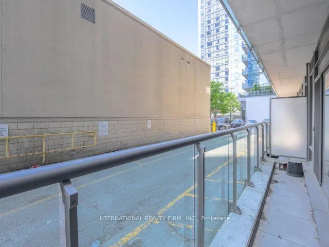 21 Scollard Street, #101