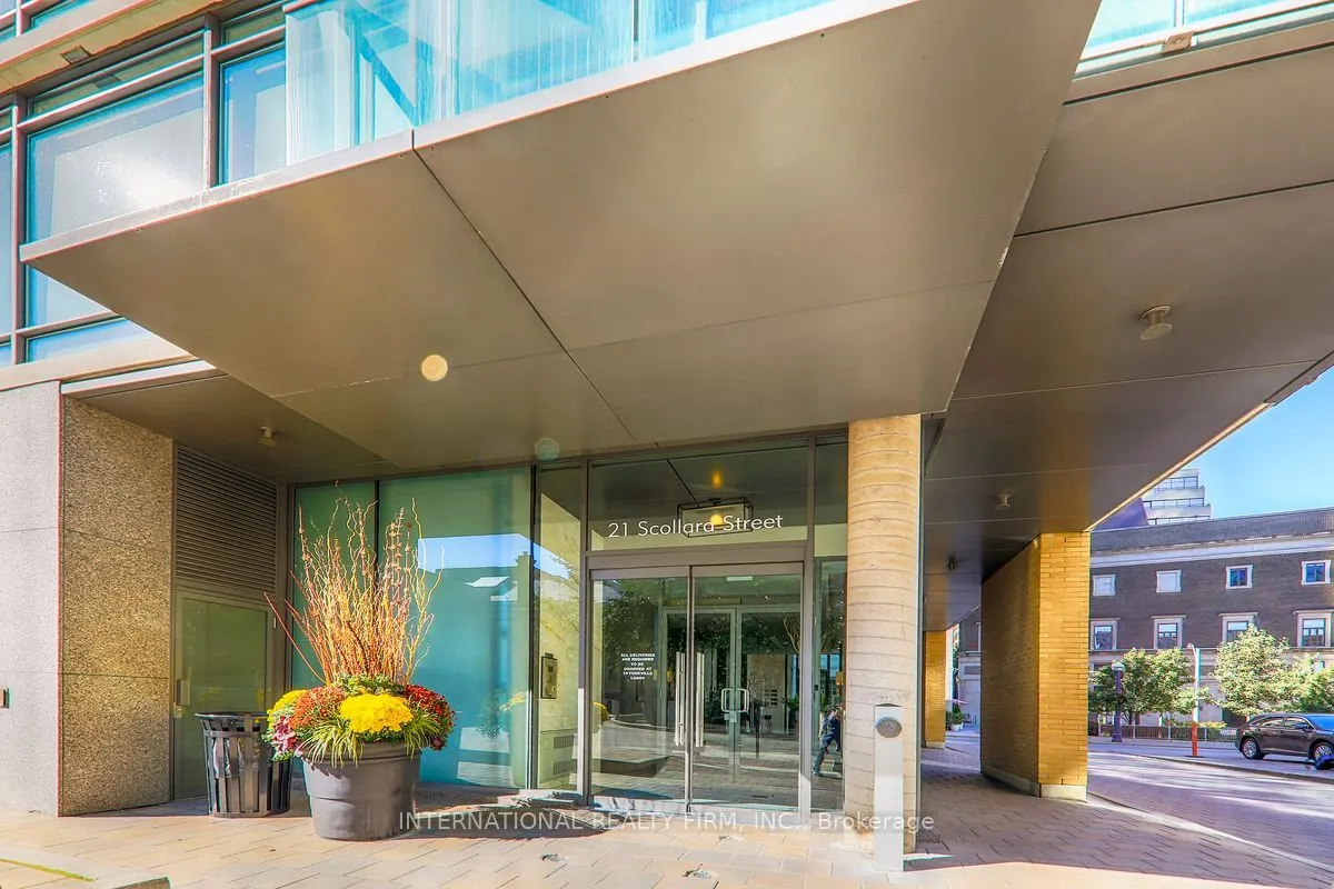 21 Scollard Street, #101