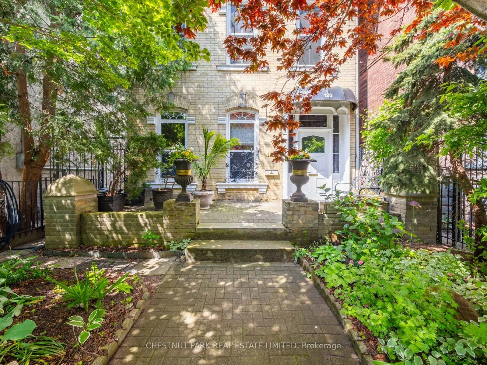 126 Seaton Street