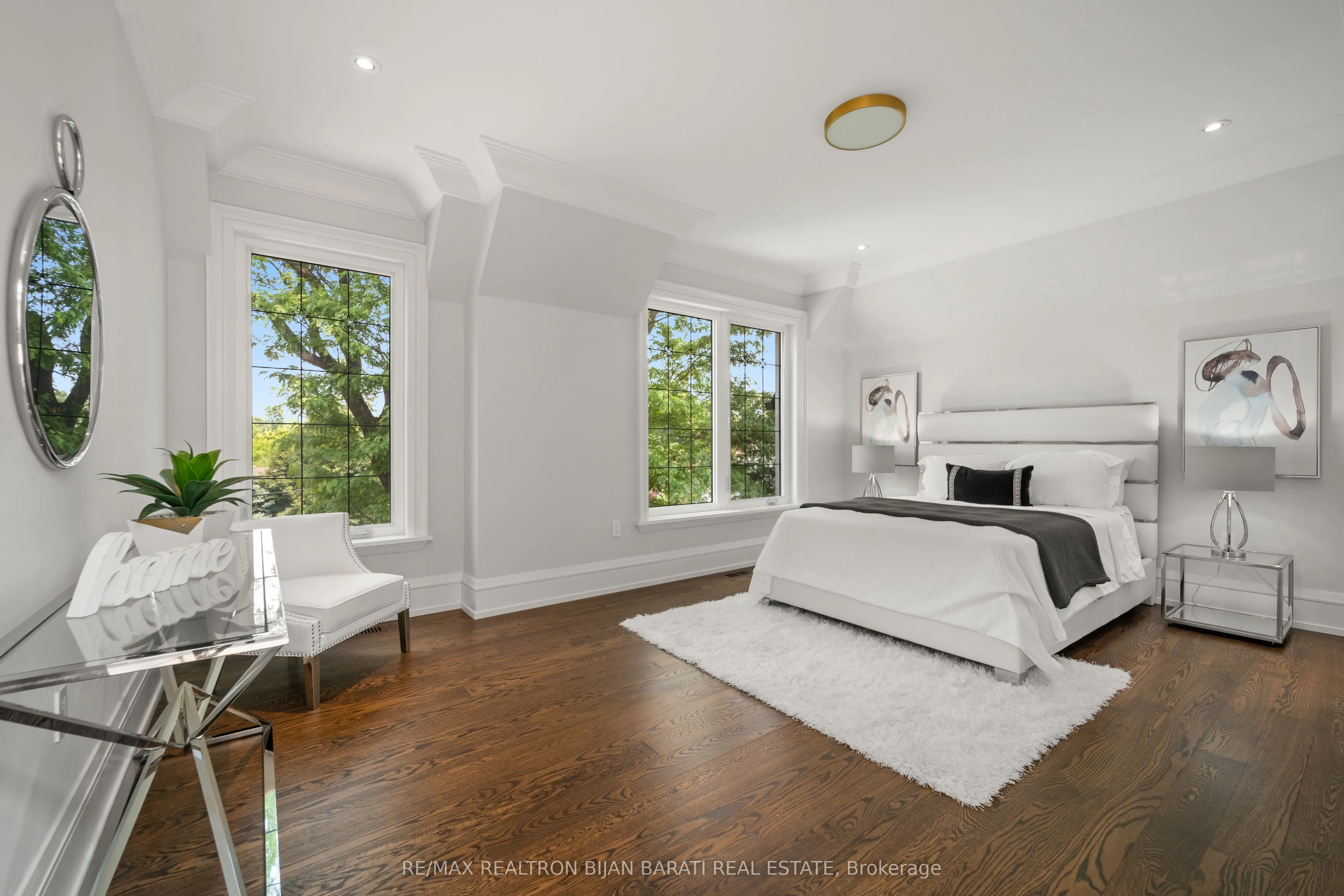6 Harnish Crescent