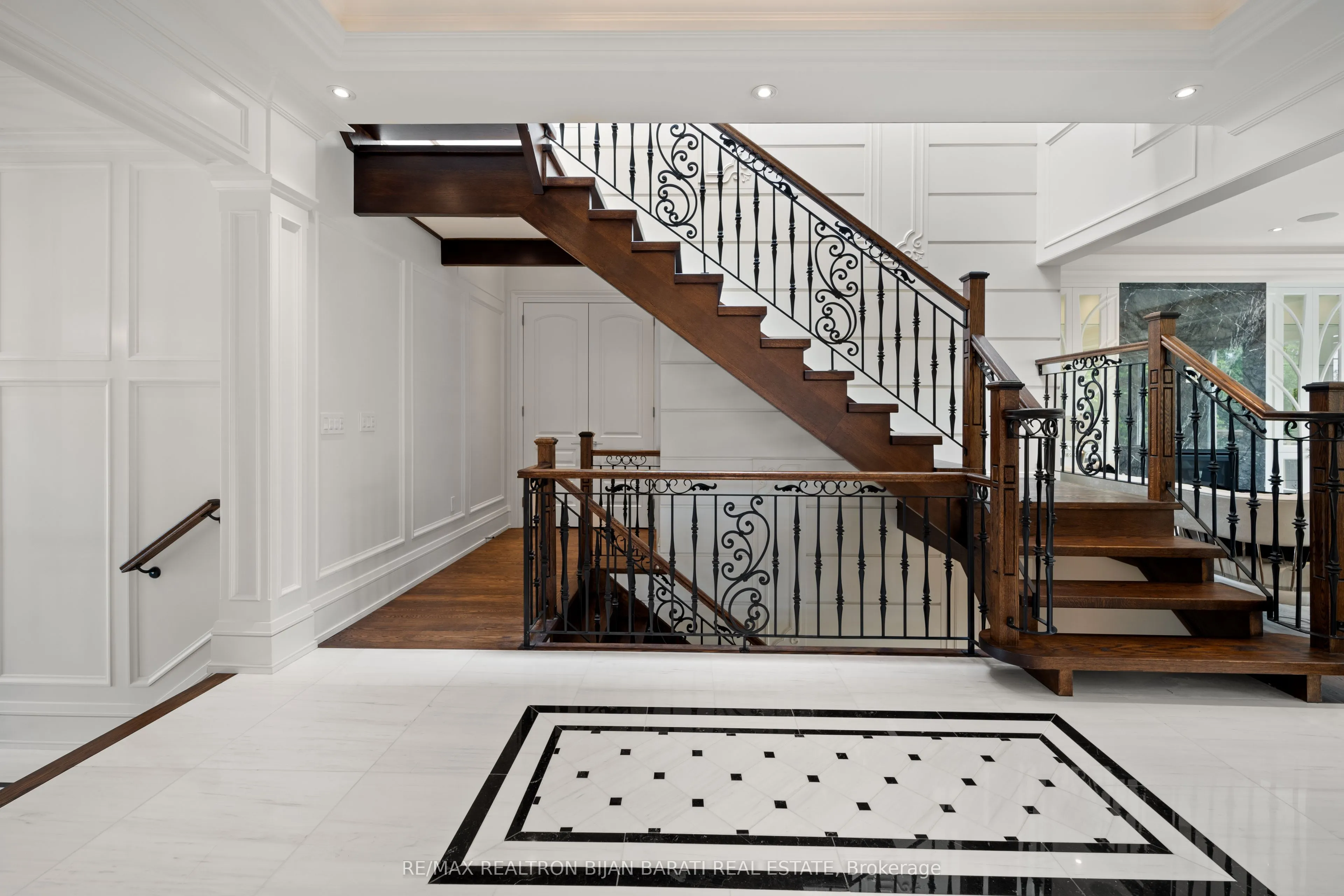 6 Harnish Crescent