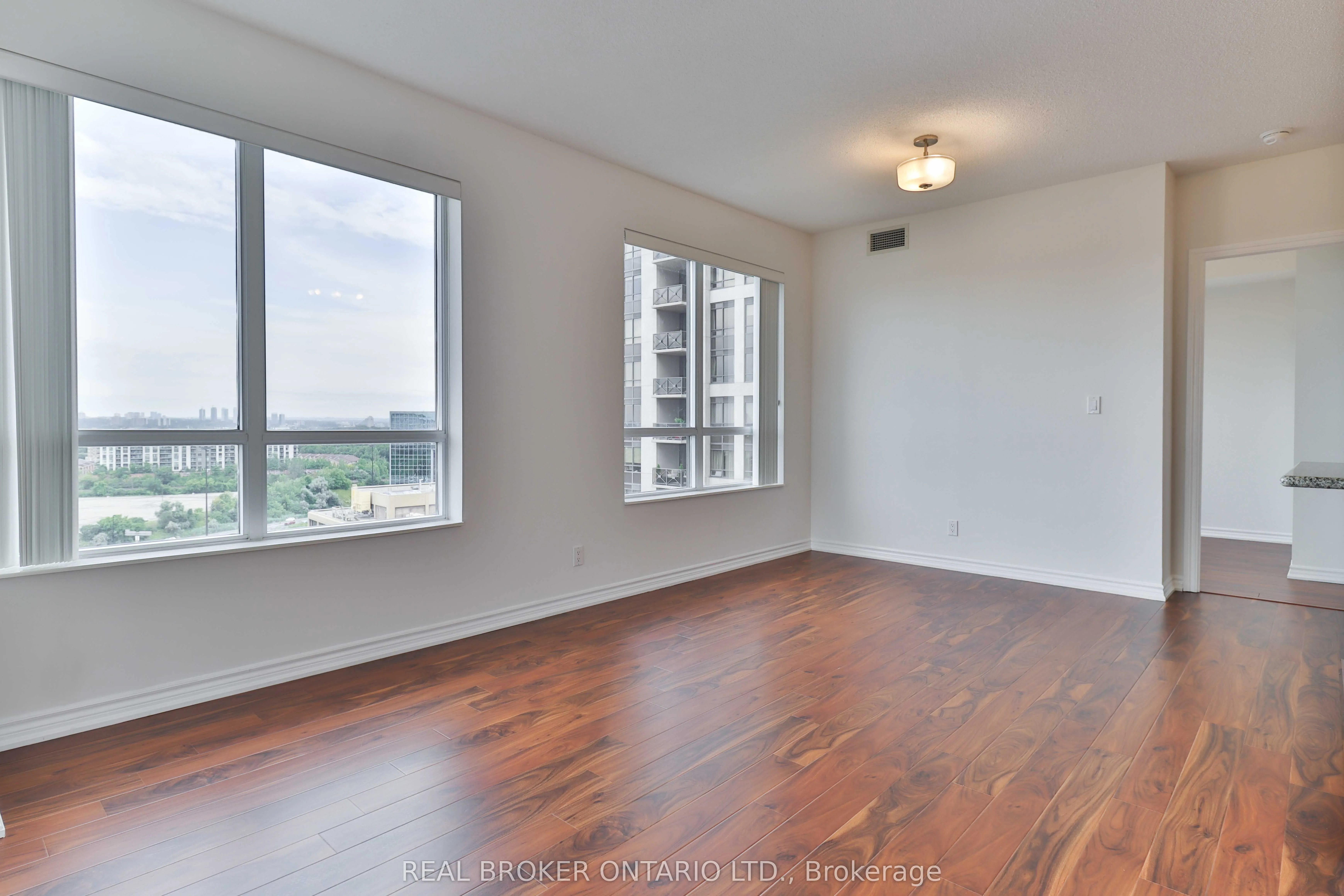 135 Wynford Drive #1505