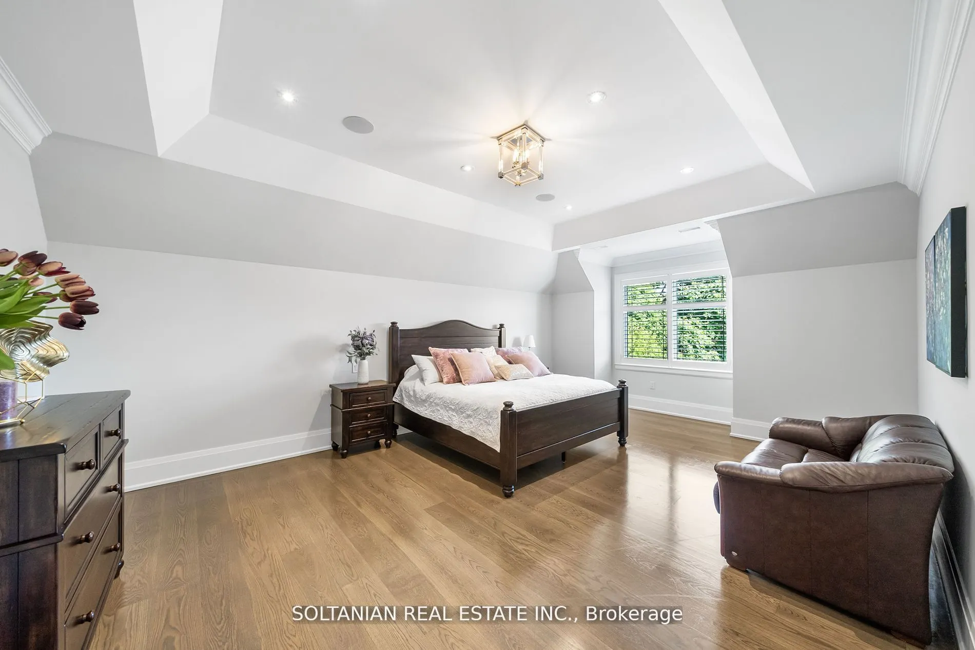 111 Codsell Avenue