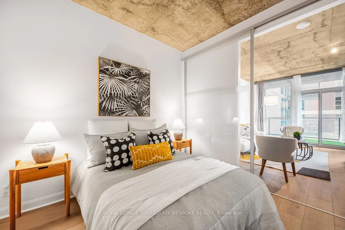 478 King Street W, #202
