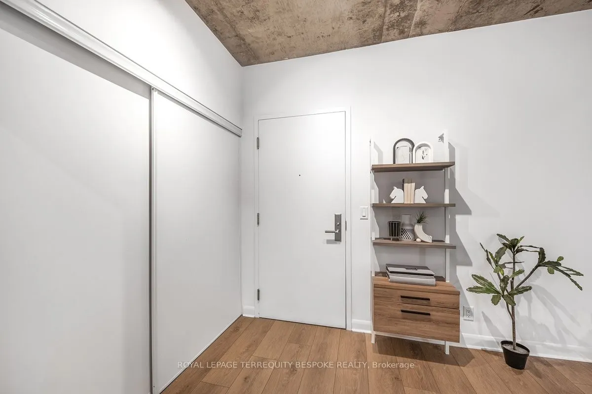 478 King Street W, #202