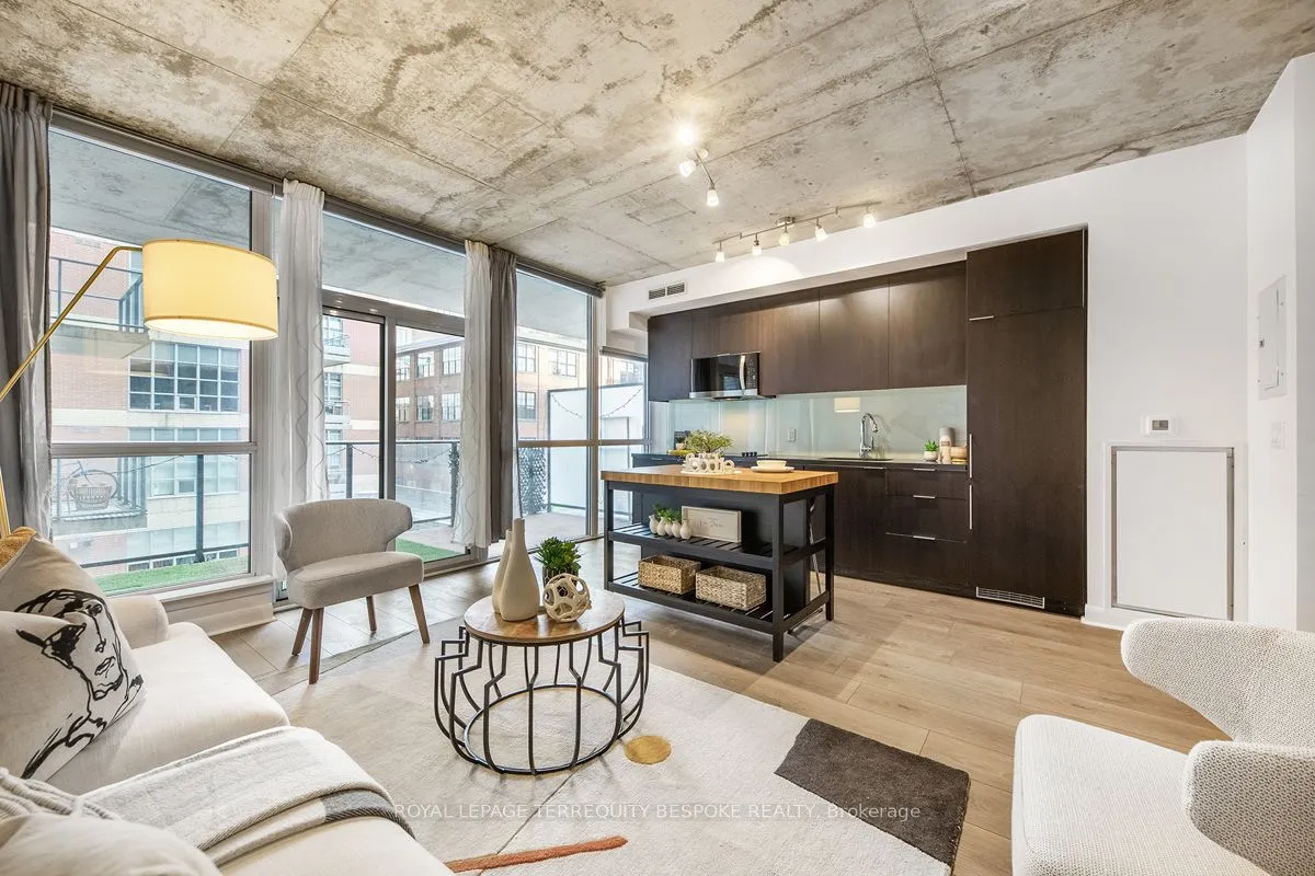 478 King Street W, #202