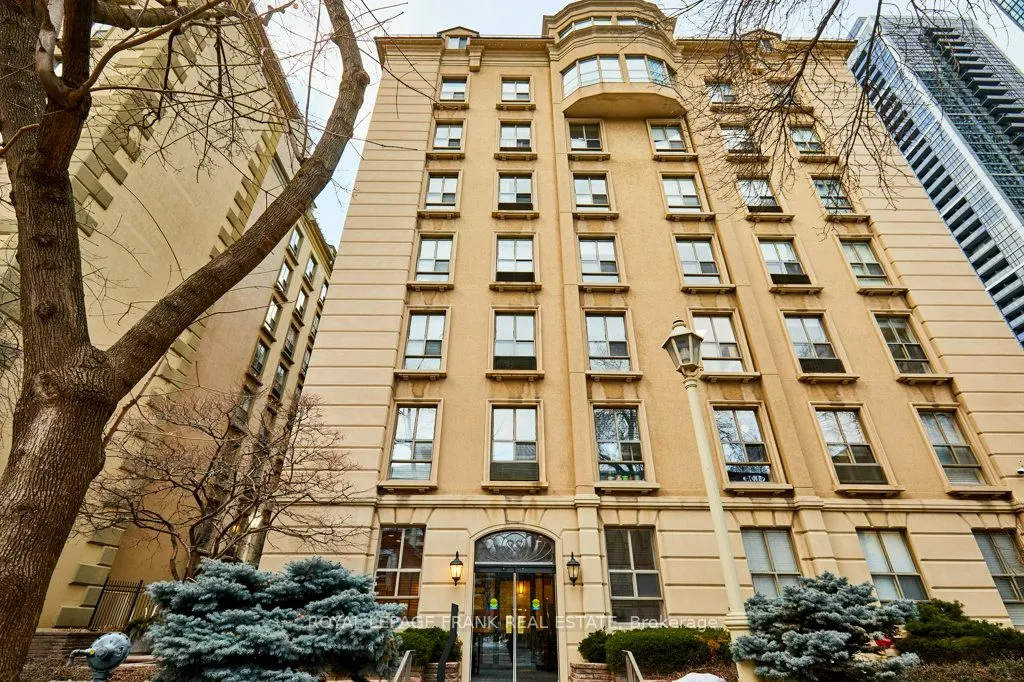 88 Charles Street E, #301