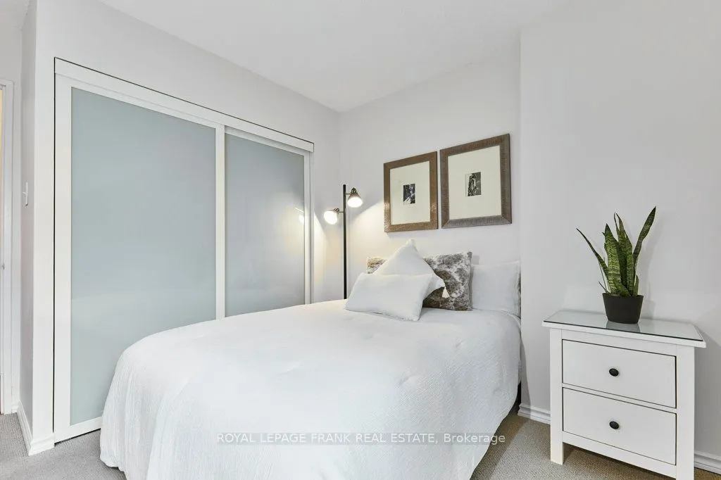 88 Charles Street E, #301