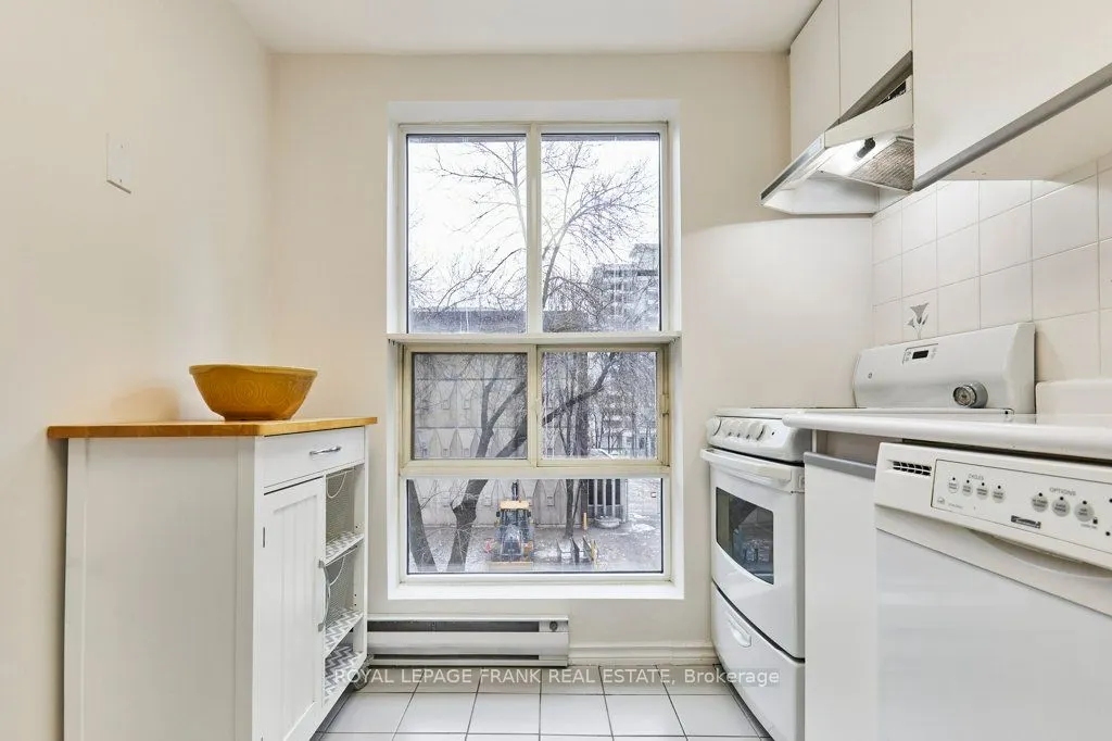 88 Charles Street E, #301