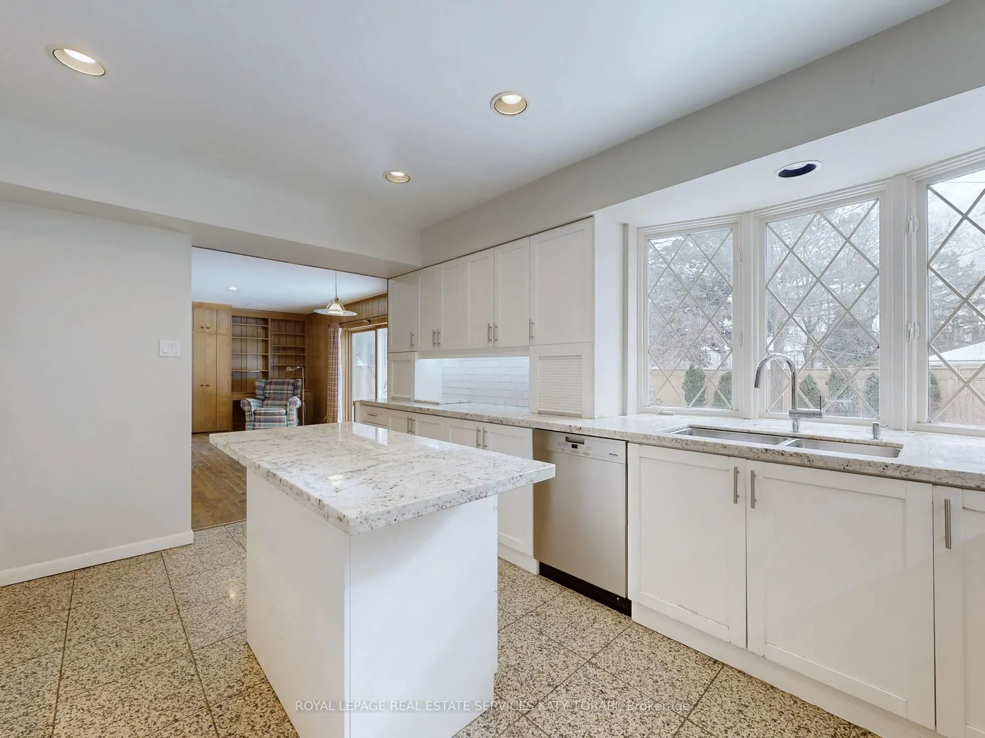 31 Saintfield Avenue