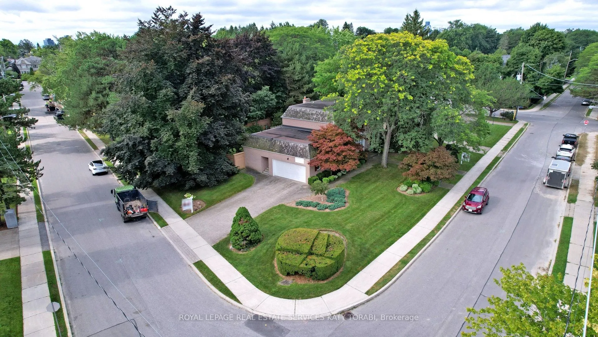 31 Saintfield Avenue