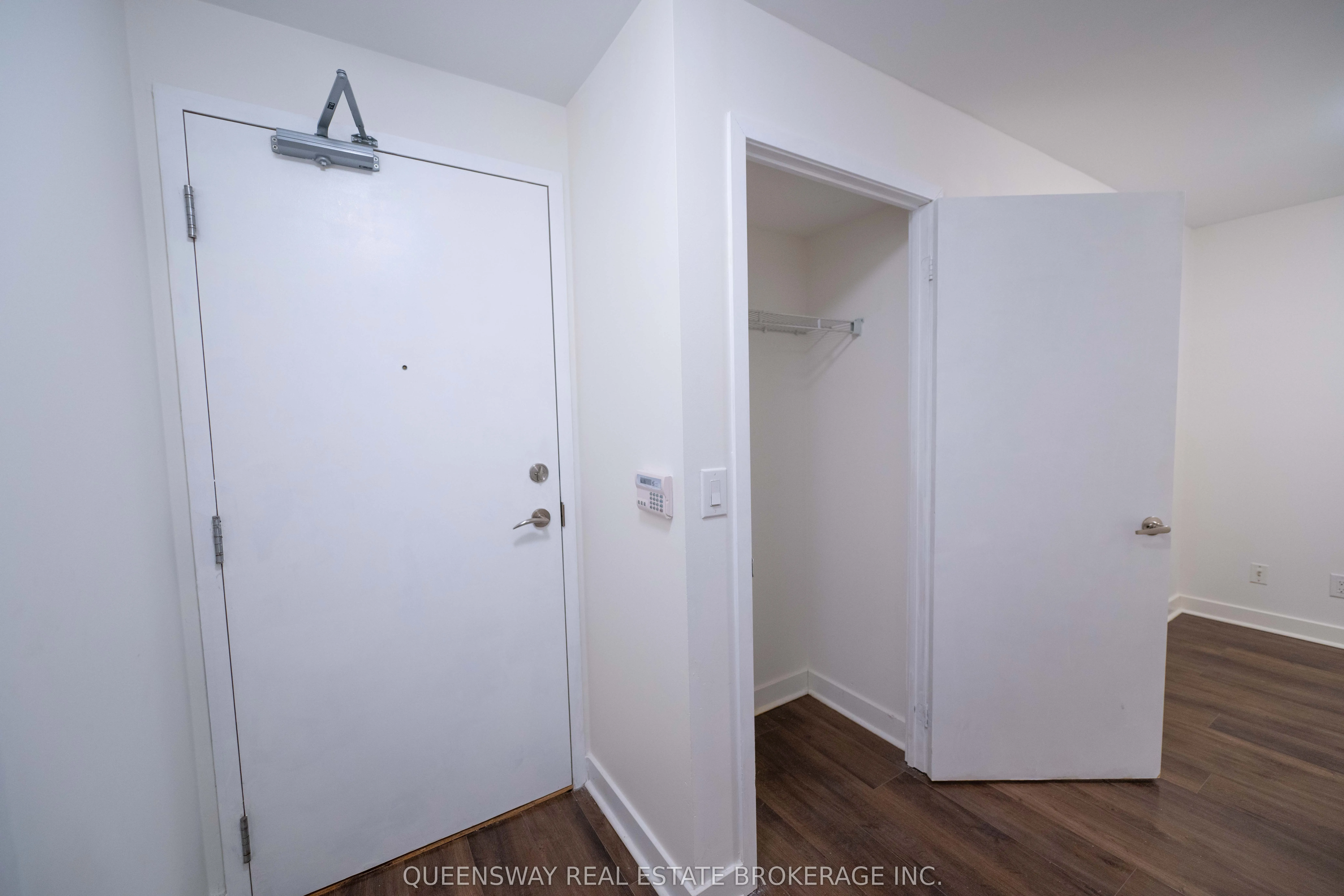 320 Richmond Street E, #208