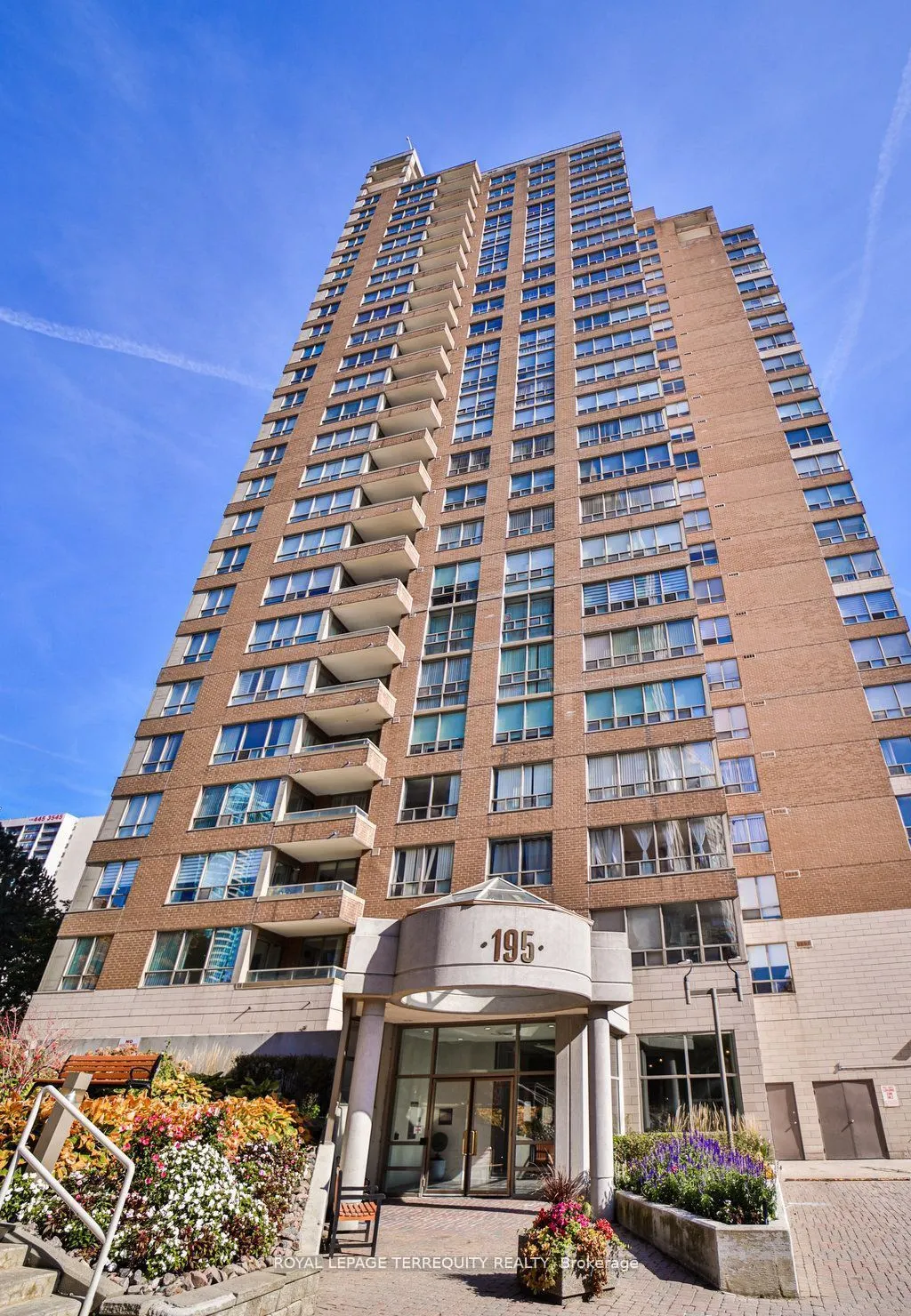 195 Wynford Drive #1106