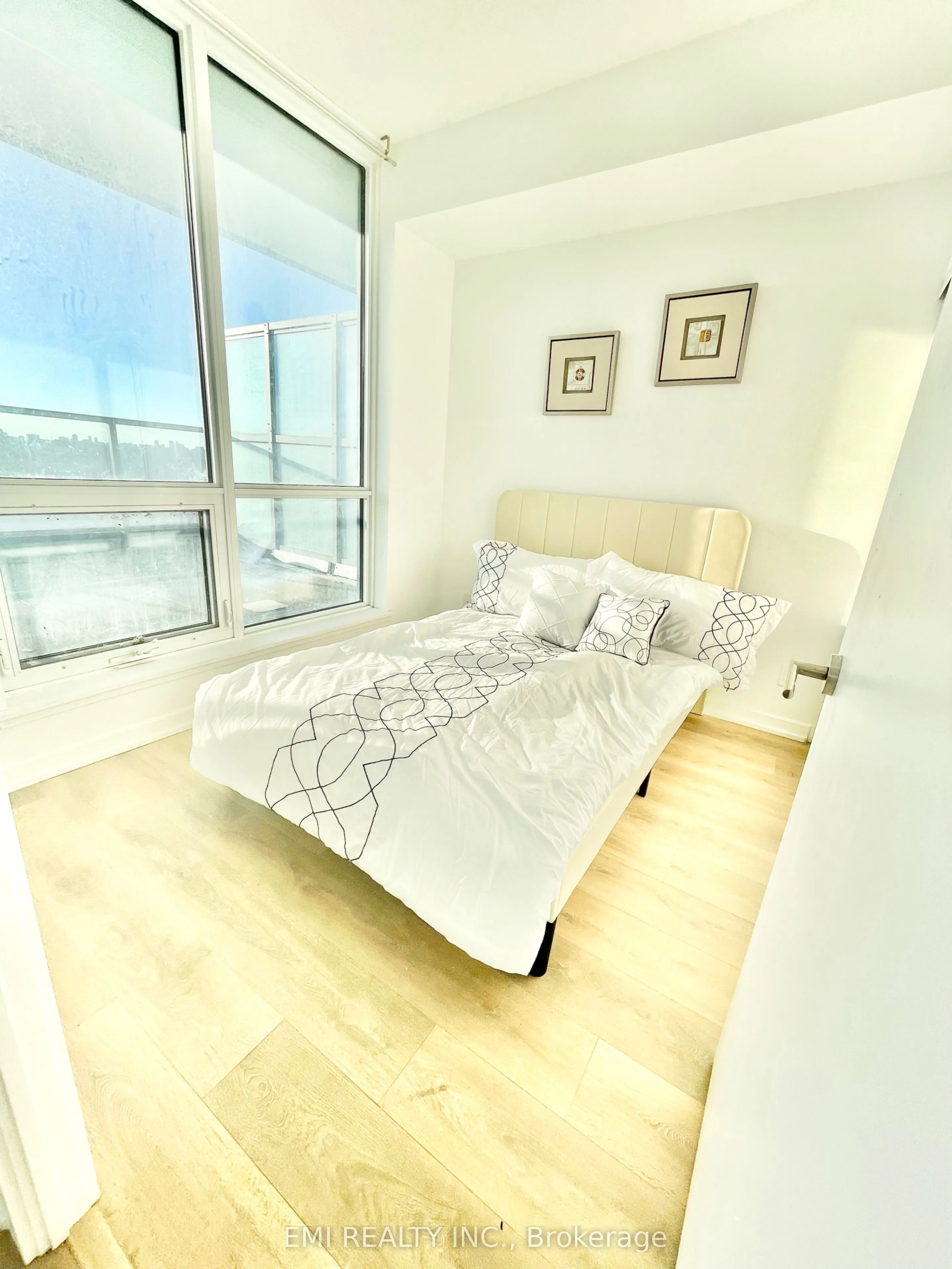 36 Forest Manor Road #405