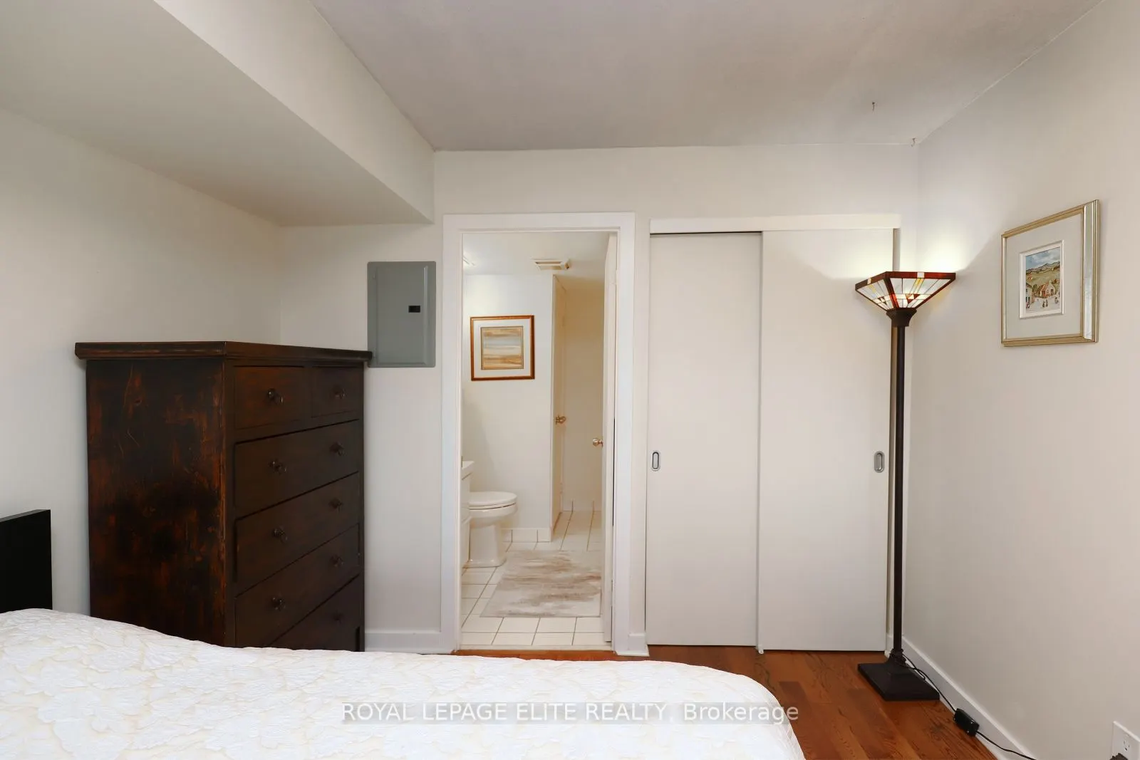 255 Richmond Street E, #220