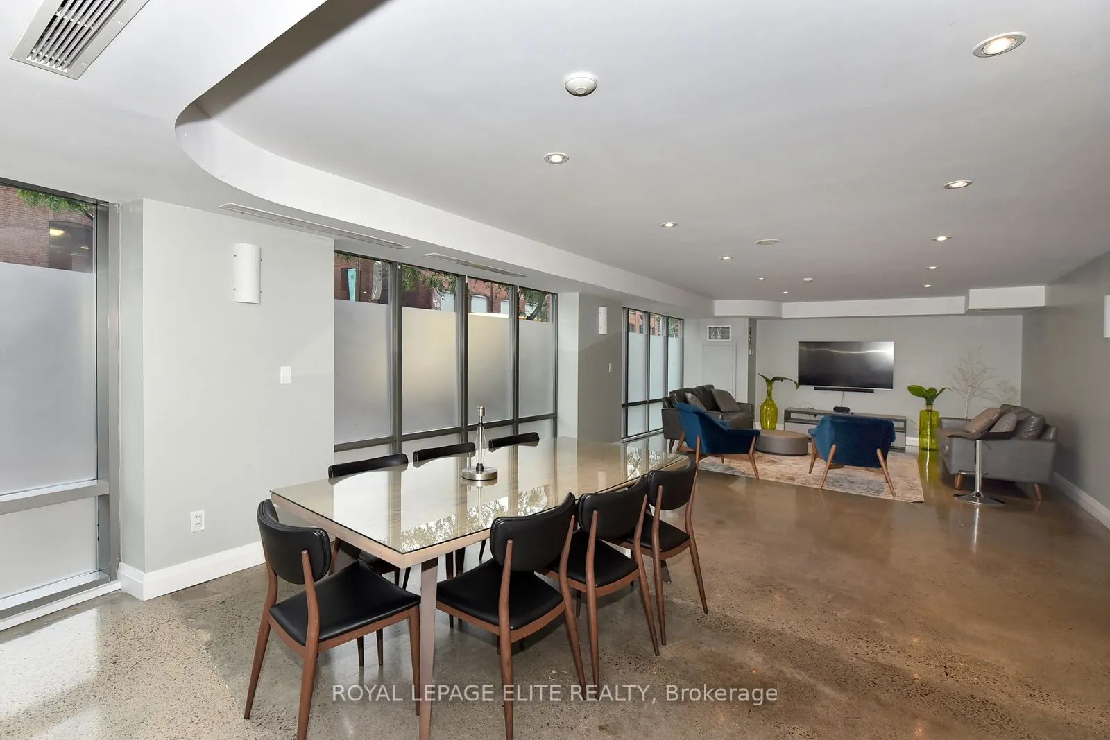255 Richmond Street E, #220