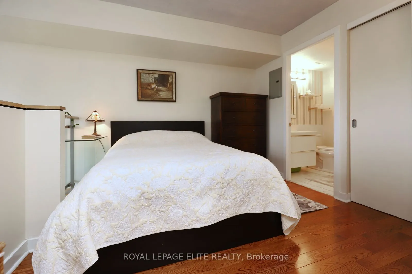 255 Richmond Street E, #220