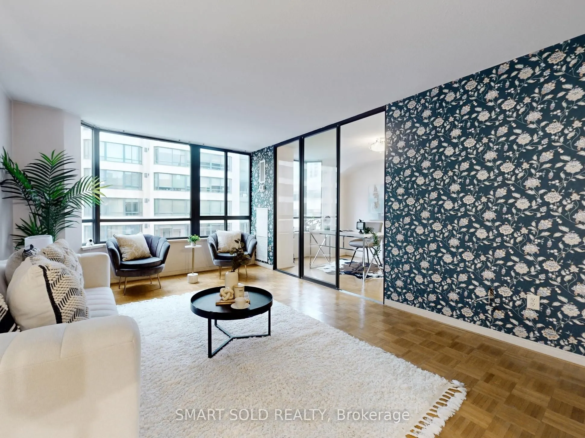 195 St Patrick Street, #905