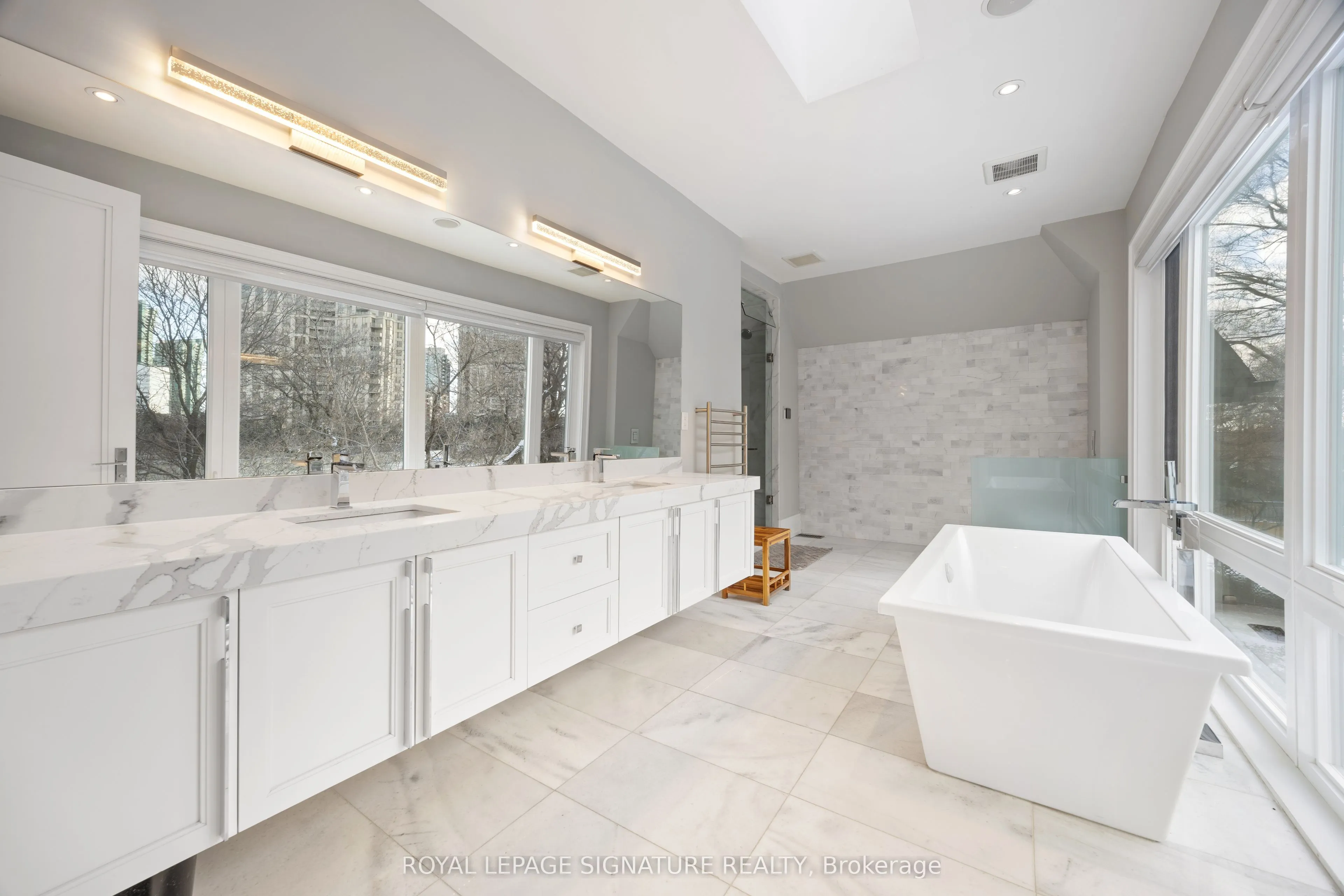 90 Upper Canada Drive