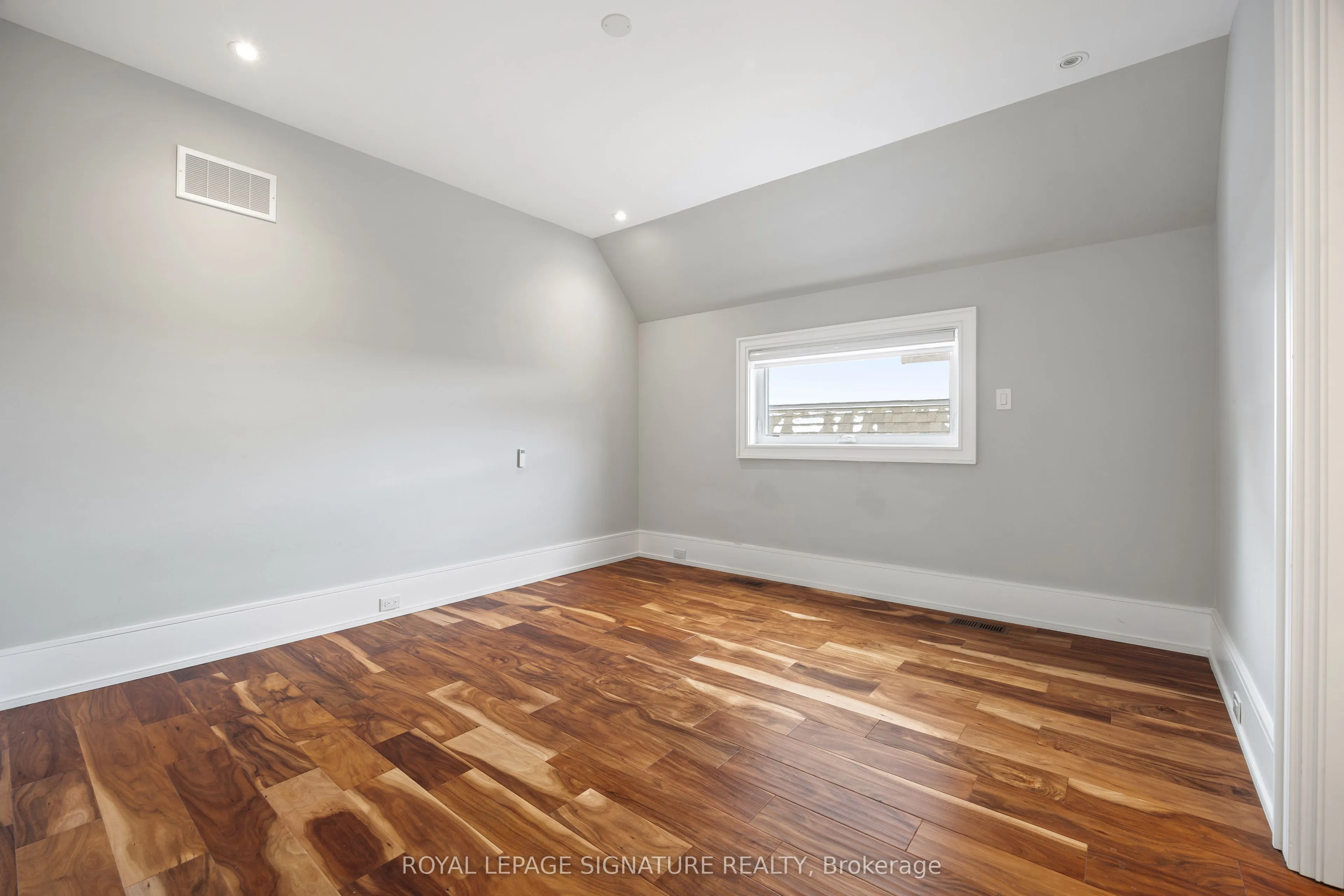 90 Upper Canada Drive