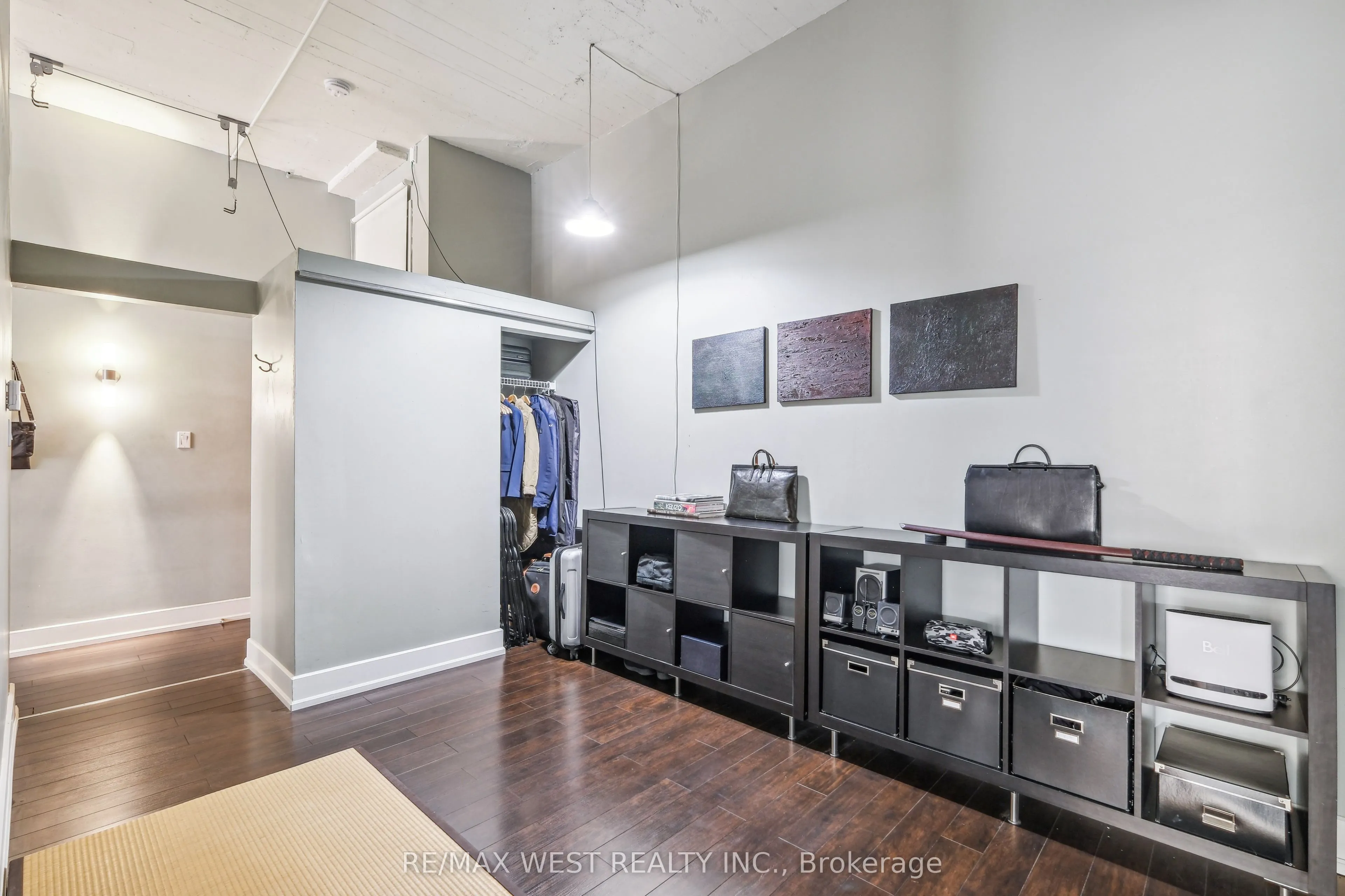 365 Dundas Street E, #111