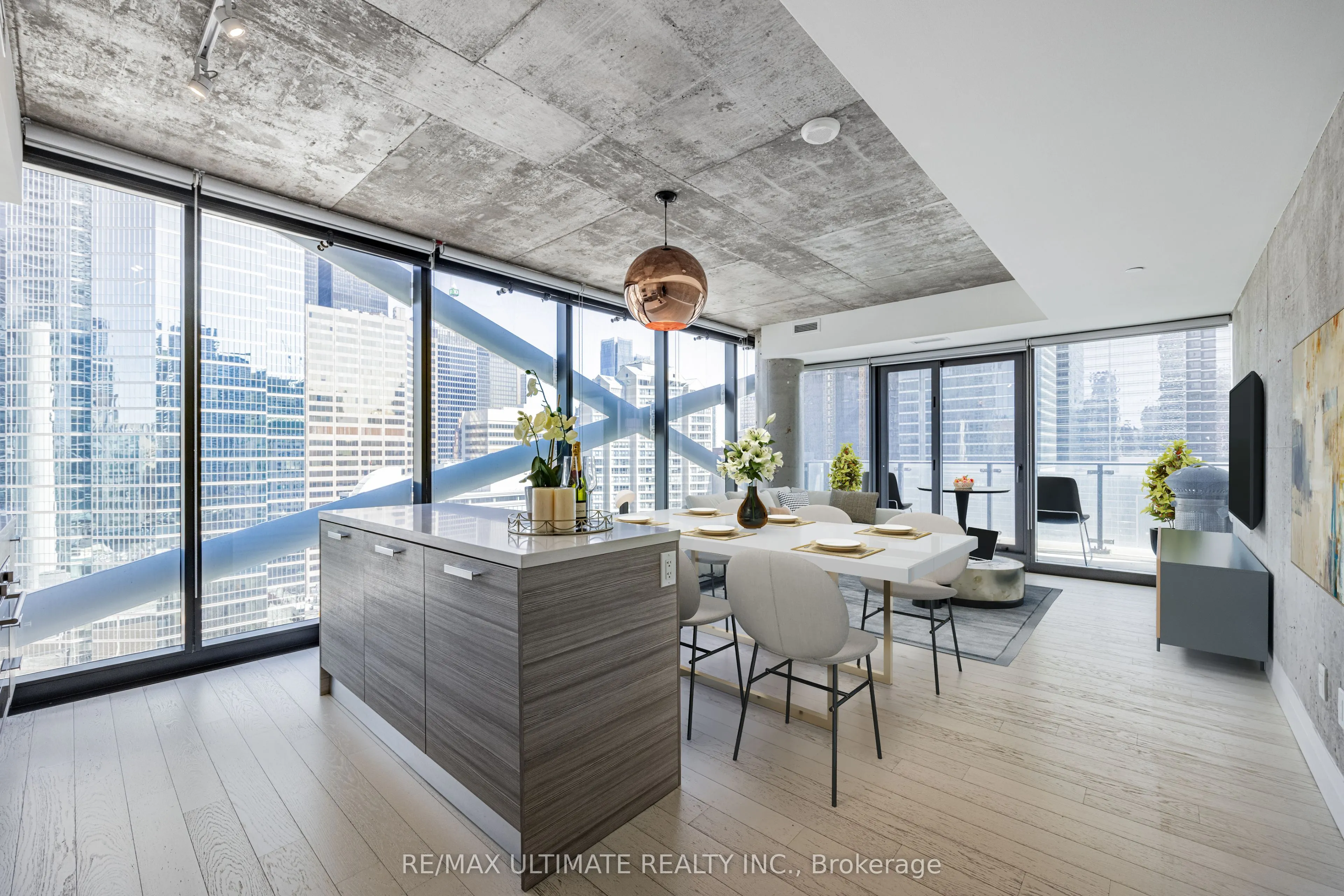 224 King Street W #1504