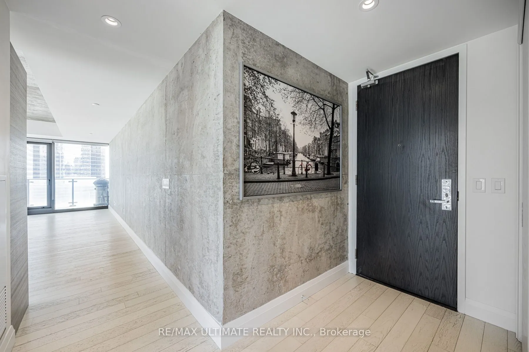 224 King Street W #1504
