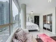 5460 Yonge Street, #807