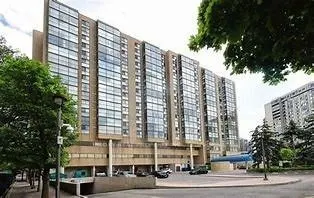 5460 Yonge Street, #807