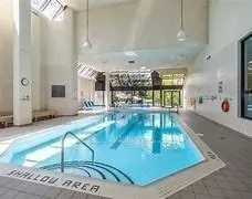 5460 Yonge Street, #807