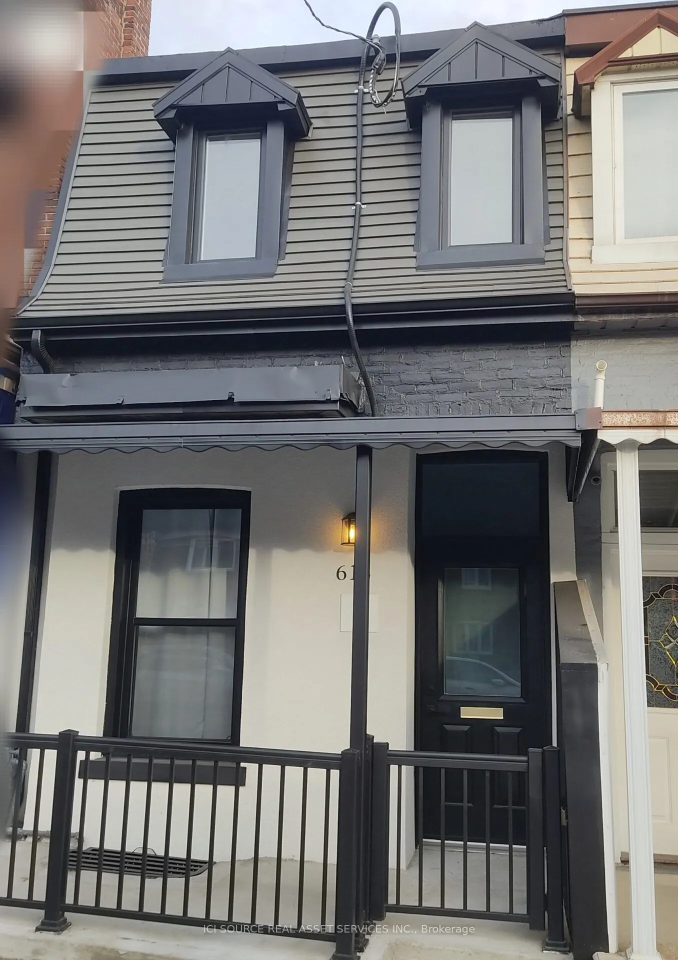 613 Dufferin Street