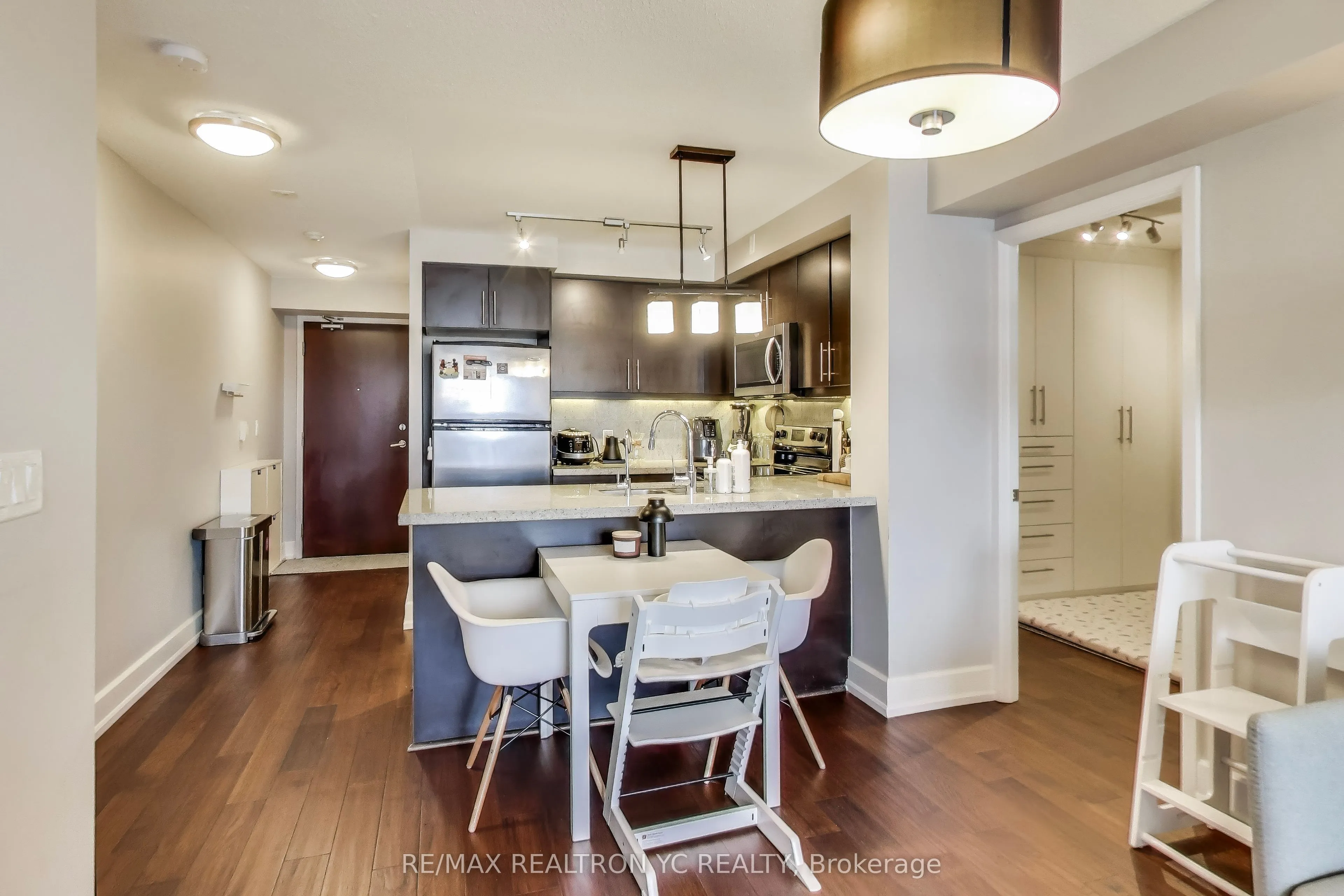 676 Sheppard Avenue E #415