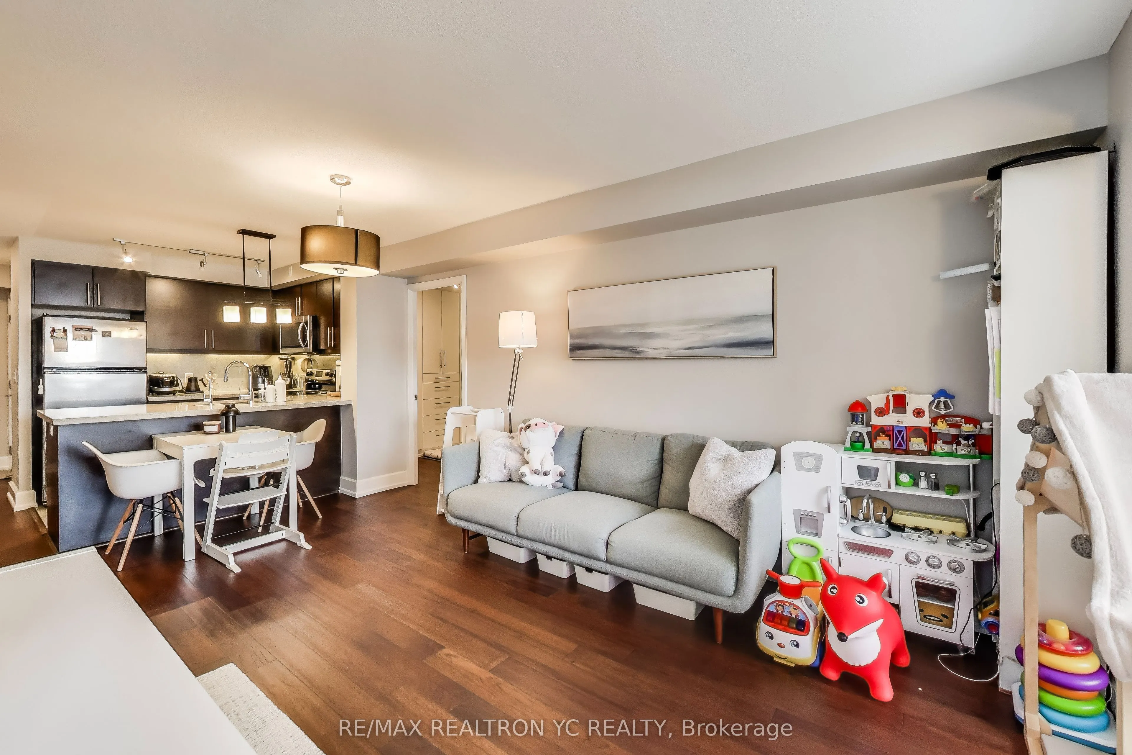 676 Sheppard Avenue E #415