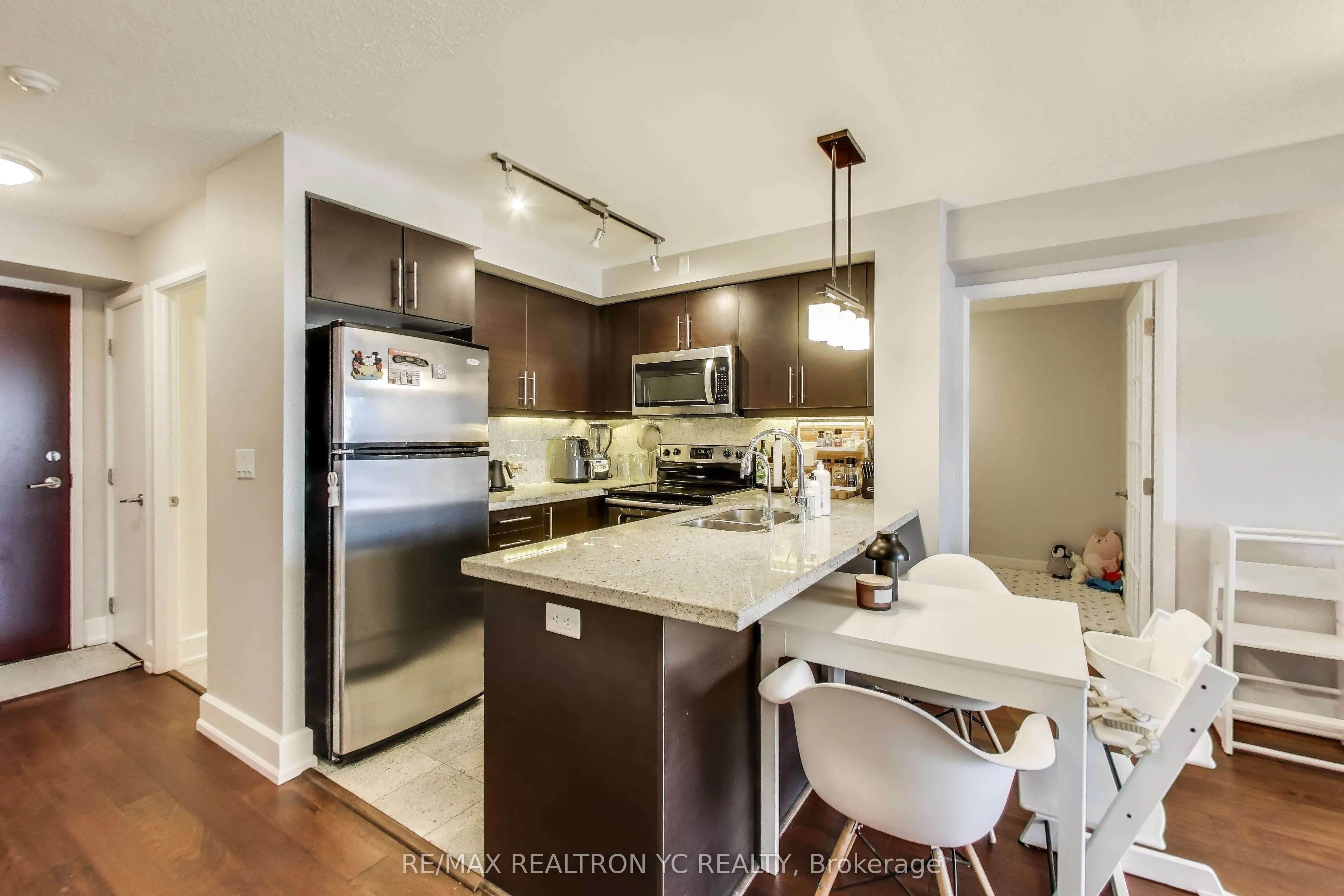 676 Sheppard Avenue E #415