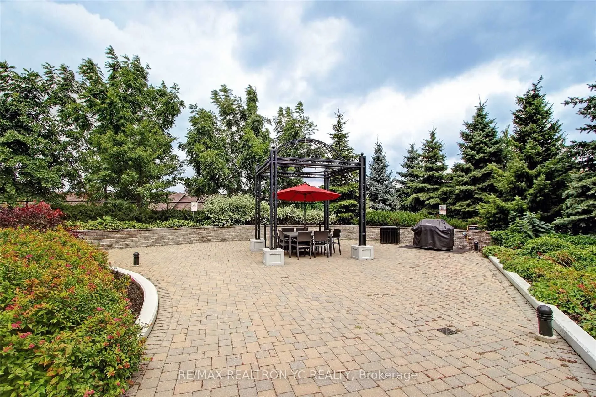 676 Sheppard Avenue E #415