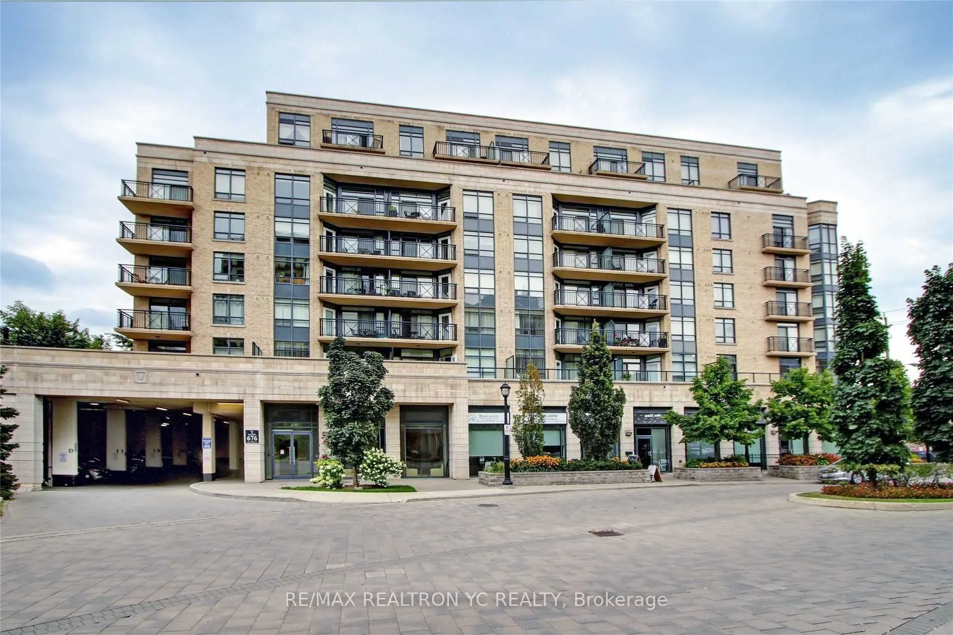 676 Sheppard Avenue E #415