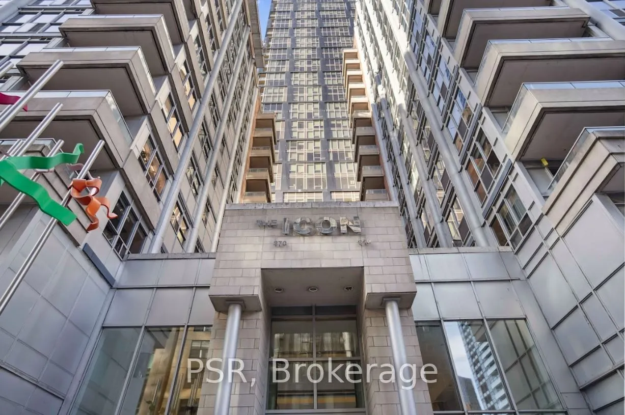 250 Wellington Street W, #1536