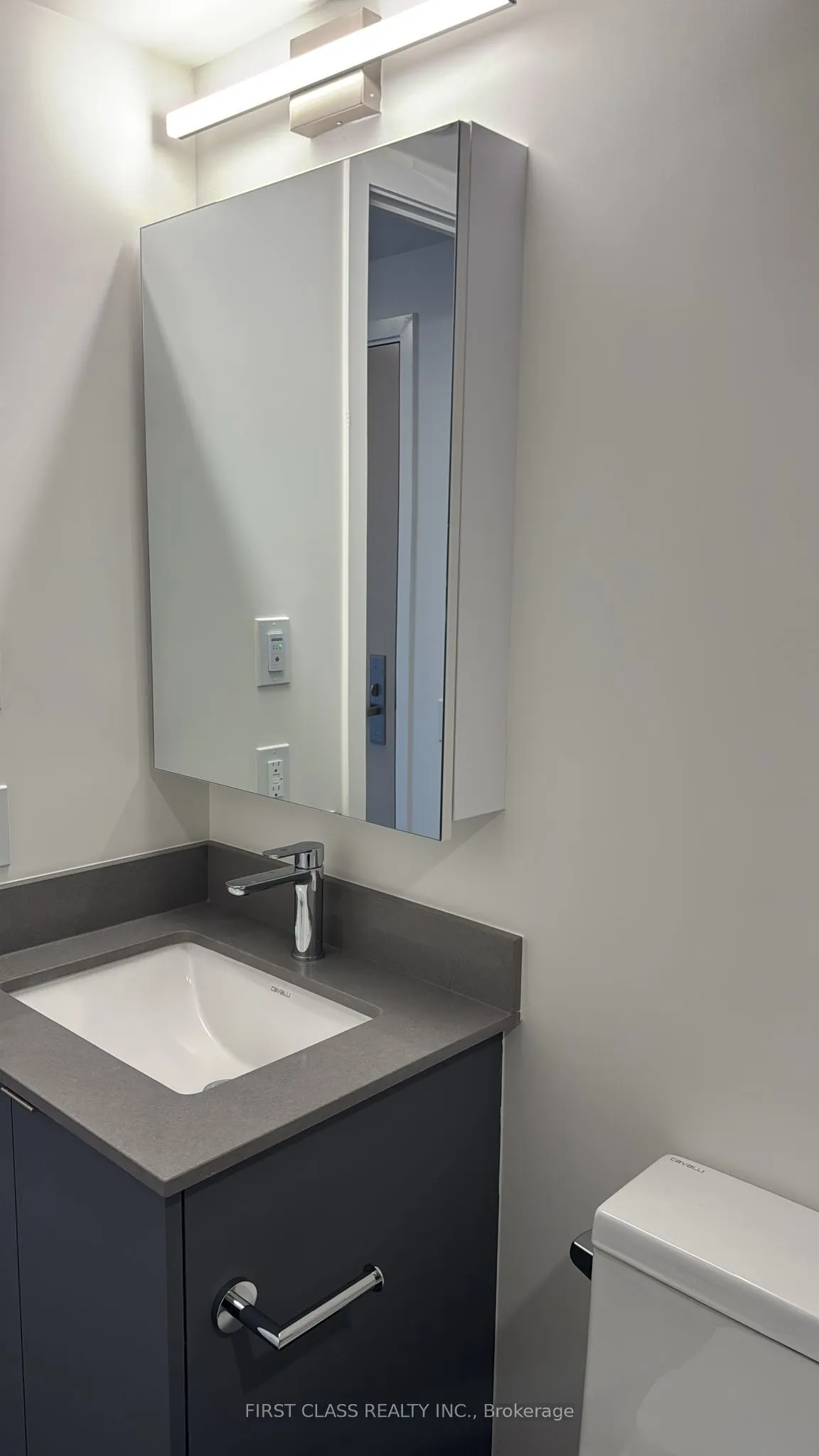 500 Wilson Avenue, #621