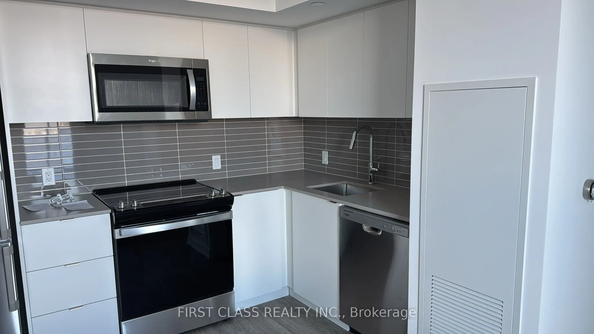 500 Wilson Avenue, #621