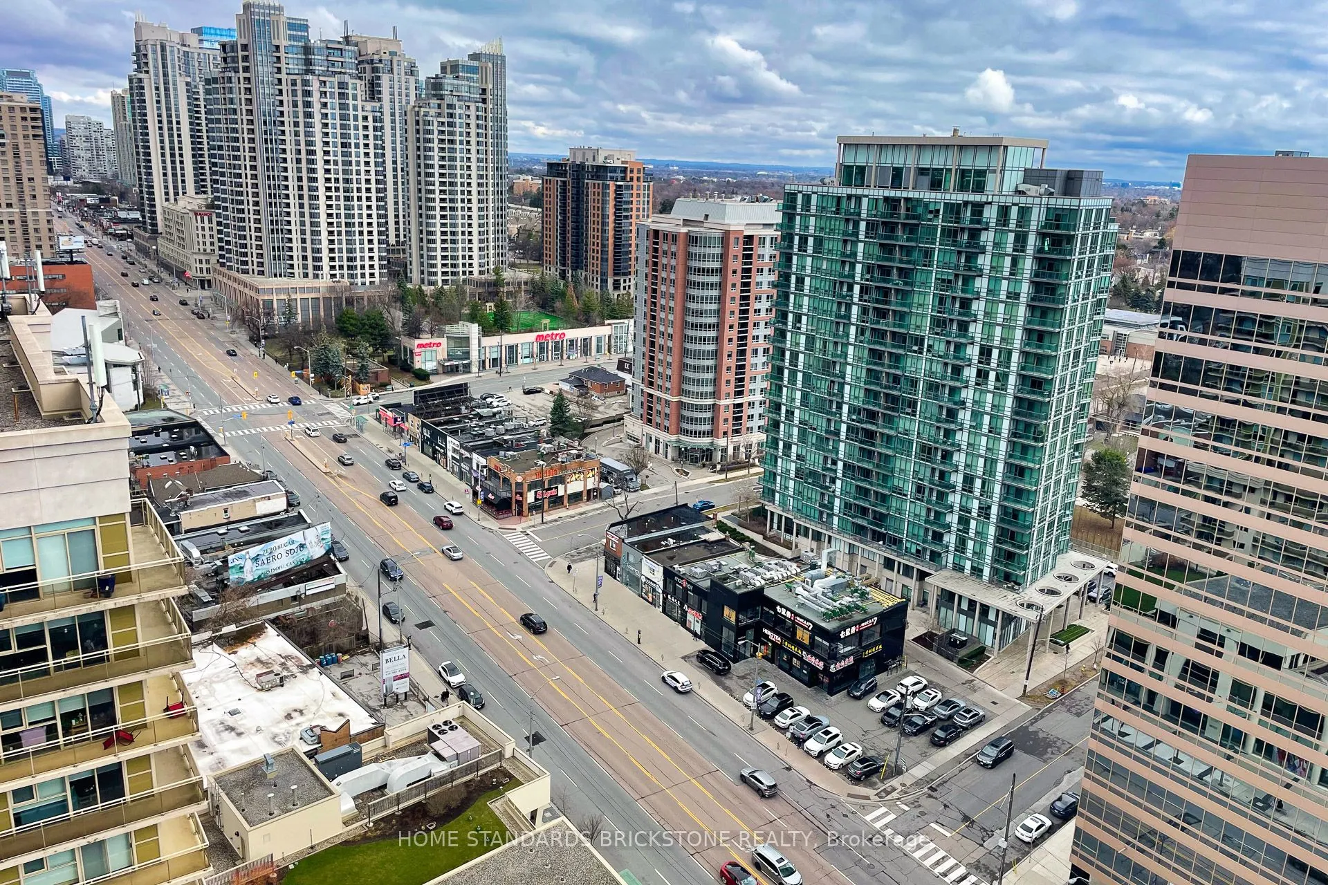 15 Ellerslie Avenue, #2009